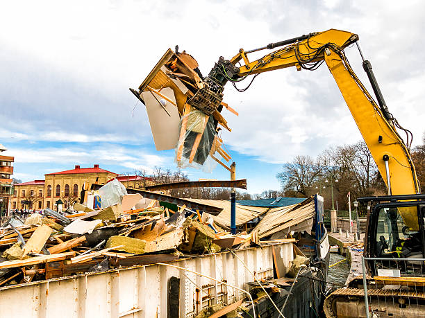 Best Trash Removal Near Me  in East Hemet, CA